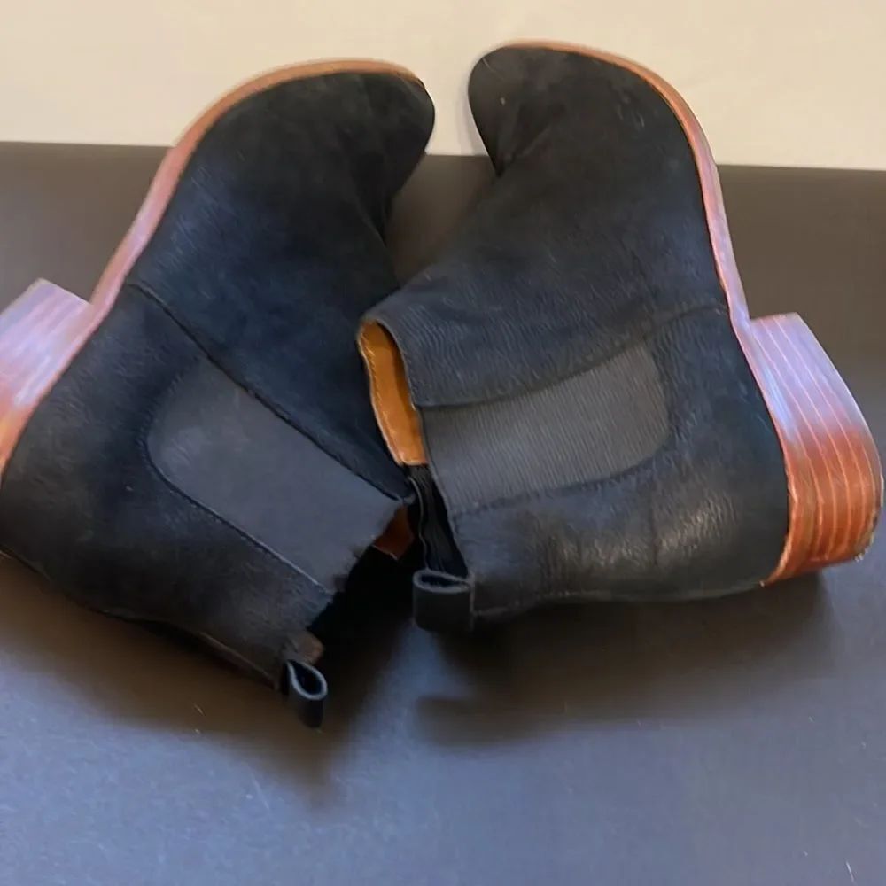 GAP Western Style Leather Booties - Picture 6 of 8